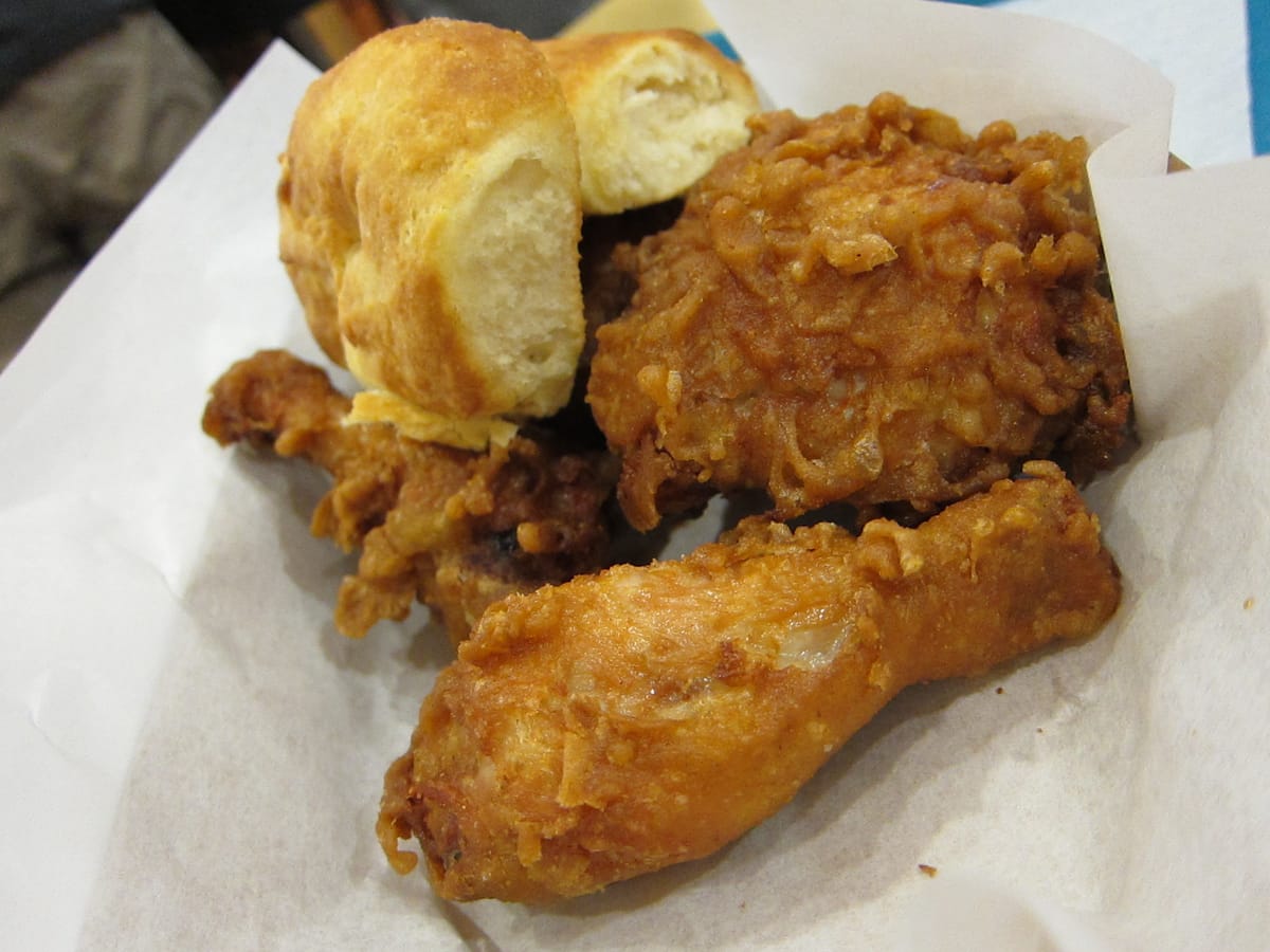 Honey's Kettle Fried Chicken, Culver City, California