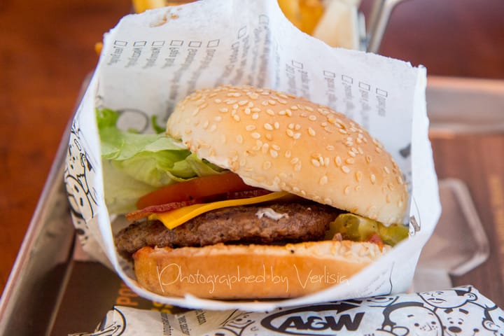 A&W, Montréal, Canada